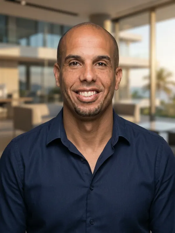 Laurent Maillot, Fondateur - Consultant financier et Courtier en Crédits à l'agence de Saint-Denis